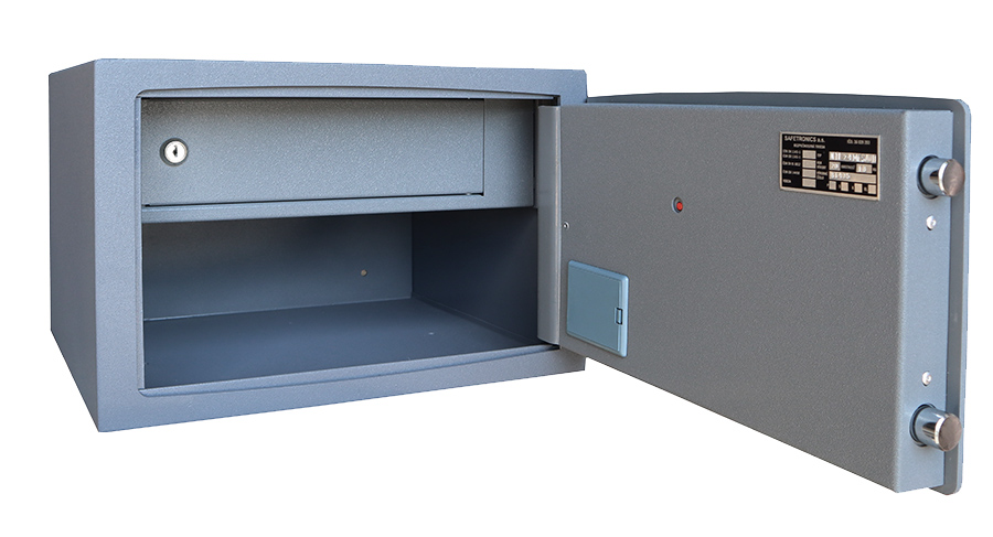Офисный сейф Safetronics NTL-24EMs